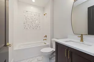 11129 Lizmore Ln, Orland Park, IL 60467 - Photo 6