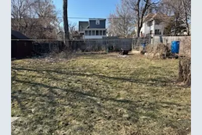 [Address not provided], Elgin, IL 60120 - Photo 4