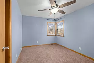 209 17th St E, Milan, IL 61264 - Photo 16