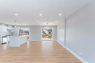 1116 S Busse Rd, Mount Prospect, IL 60056 - Photo 12