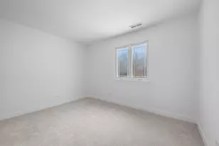 1021 Foxworth Blvd, Lombard, IL 60148 - Photo 20