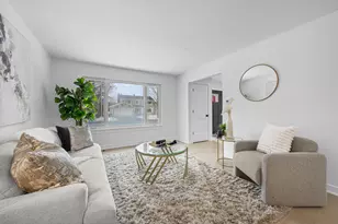 1021 Foxworth Blvd, Lombard, IL 60148 - Photo 6