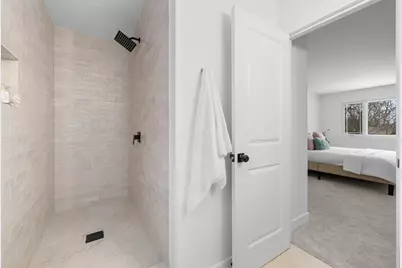 1021 Foxworth Boulevard, Lombard, IL 60148 - Photo 18