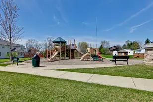 325 Cedar Ridge Dr, Lake Villa, IL 60046 - Photo 48