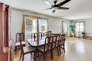 462 Longwood Dr, Buffalo Grove, IL 60089 - Photo 6