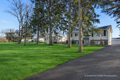 17W645 Lorraine Avenue, Addison, IL 60101 - Photo 2