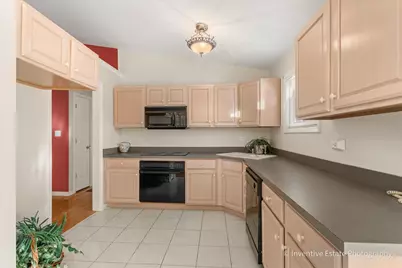 17W645 Lorraine Avenue, Addison, IL 60101 - Photo 10