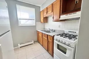 1215 Wall St, Normal, IL 61761 - Photo 10