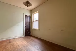 8542 S Marshfield Ave, Chicago, IL 60620 - Photo 10