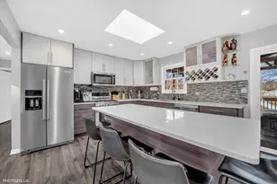 21314 Highland Dr, Lake Zurich, IL 60047 - Photo 12