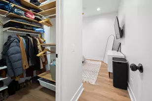 824 N Maplewood Ave, Chicago, IL 60622 - Photo 12