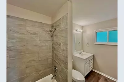 315 Illinois Street, Park Forest, IL 60466 - Photo 6