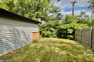 315 Illinois St, Park Forest, IL 60466 - Photo 16