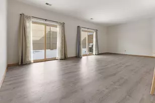 1505 Commodore Ct, Schaumburg, IL 60193 - Photo 8