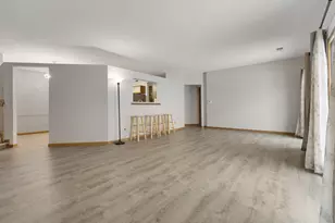 1505 Commodore Ct, Schaumburg, IL 60193 - Photo 6