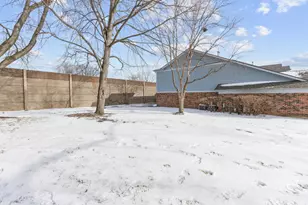 1505 Commodore Ct, Schaumburg, IL 60193 - Photo 26