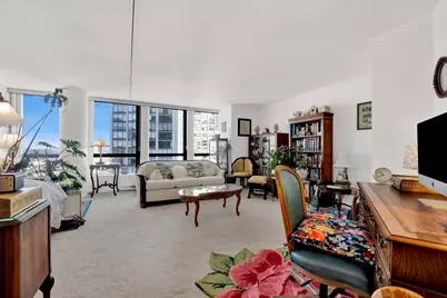 5415 N Sheridan Road #1907, Chicago, IL 60640 - Photo 2