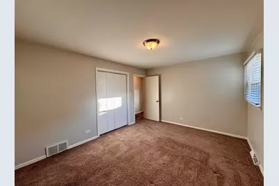 900 W Strieff Lane, Glenwood, IL 60425 - Photo 20