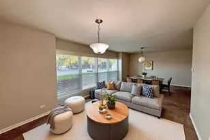 900 W Strieff Ln, Glenwood, IL 60425 - Photo 2