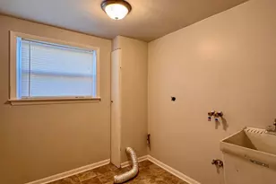 900 W Strieff Ln, Glenwood, IL 60425 - Photo 26