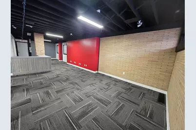 121 S State Street, Belvidere, IL 61008 - Photo 6