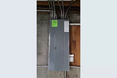 121 S State Street, Belvidere, IL 61008 - Photo 32