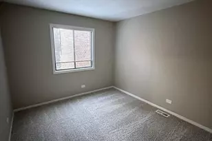 1840 W Highland Ave, Elgin, IL 60123 - Photo 10