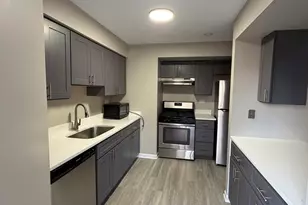 1840 W Highland Ave, Elgin, IL 60123 - Photo 6