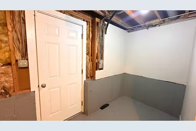 15755 Madison Avenue, Dolton, IL 60419 - Photo 24
