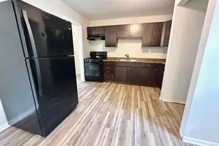 34W744 N James Dr, Saint Charles, IL 60174 - Photo 6