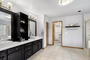 865 Sterling Heights Dr, Antioch, IL 60002 - Photo 16