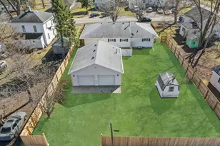 29 W Oak St, Piper City, IL 60959 - Photo 18