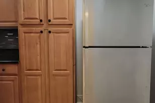 1 Oak Creek Dr, Buffalo Grove, IL 60089 - Photo 4