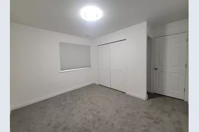 1 Oak Creek Drive #1308, Buffalo Grove, IL 60089 - Photo 8