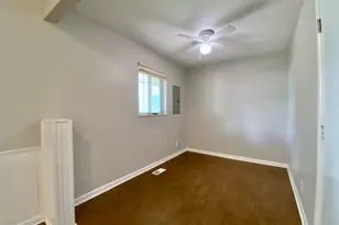 317 E Schaumburg Rd, Streamwood, IL 60107 - Photo 8