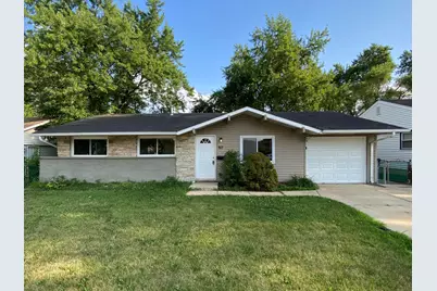 317 E Schaumburg Road, Streamwood, IL 60107 - Photo 1