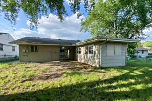 317 E Schaumburg Rd, Streamwood, IL 60107 - Photo 24