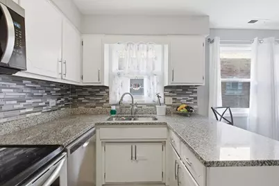 [Address not provided], Chicago, IL 60634 - Photo 6