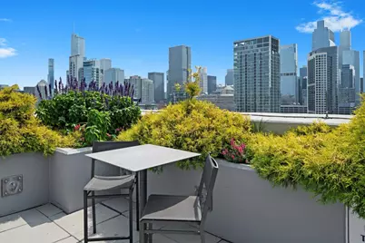 375 W Erie Street #323, Chicago, IL 60654 - Photo 26