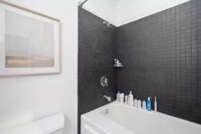 375 W Erie Street #323, Chicago, IL 60654 - Photo 12