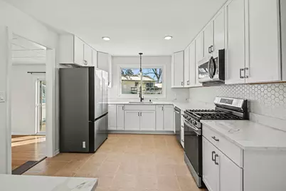 507 Northgate Road, Lindenhurst, IL 60046 - Photo 10