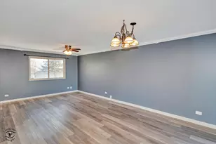 5251 W 157th St, Oak Forest, IL 60452 - Photo 8