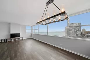 6301 N Sheridan Rd, Chicago, IL 60660 - Photo 2