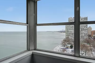6301 N Sheridan Road #14G, Chicago, IL 60660 - Photo 4