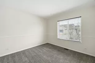 171 Monarch Dr, Streamwood, IL 60107 - Photo 22