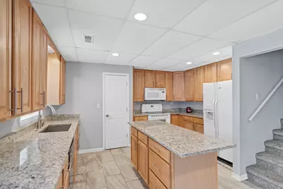 629 Waterford Lane, South Elgin, IL 60177 - Photo 42