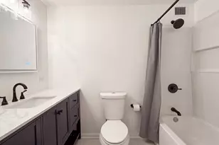 233 E Erie St, Chicago, IL 60611 - Photo 10