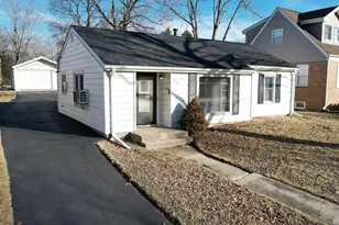 516 W Courtland St, Mundelein, IL 60060 - Photo 8