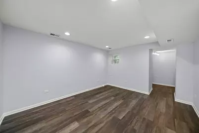 3847 N Spaulding Avenue, Chicago, IL 60618 - Photo 32