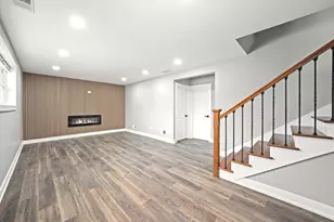 11201 S Deerpath Ln, Palos Hills, IL 60465 - Photo 16